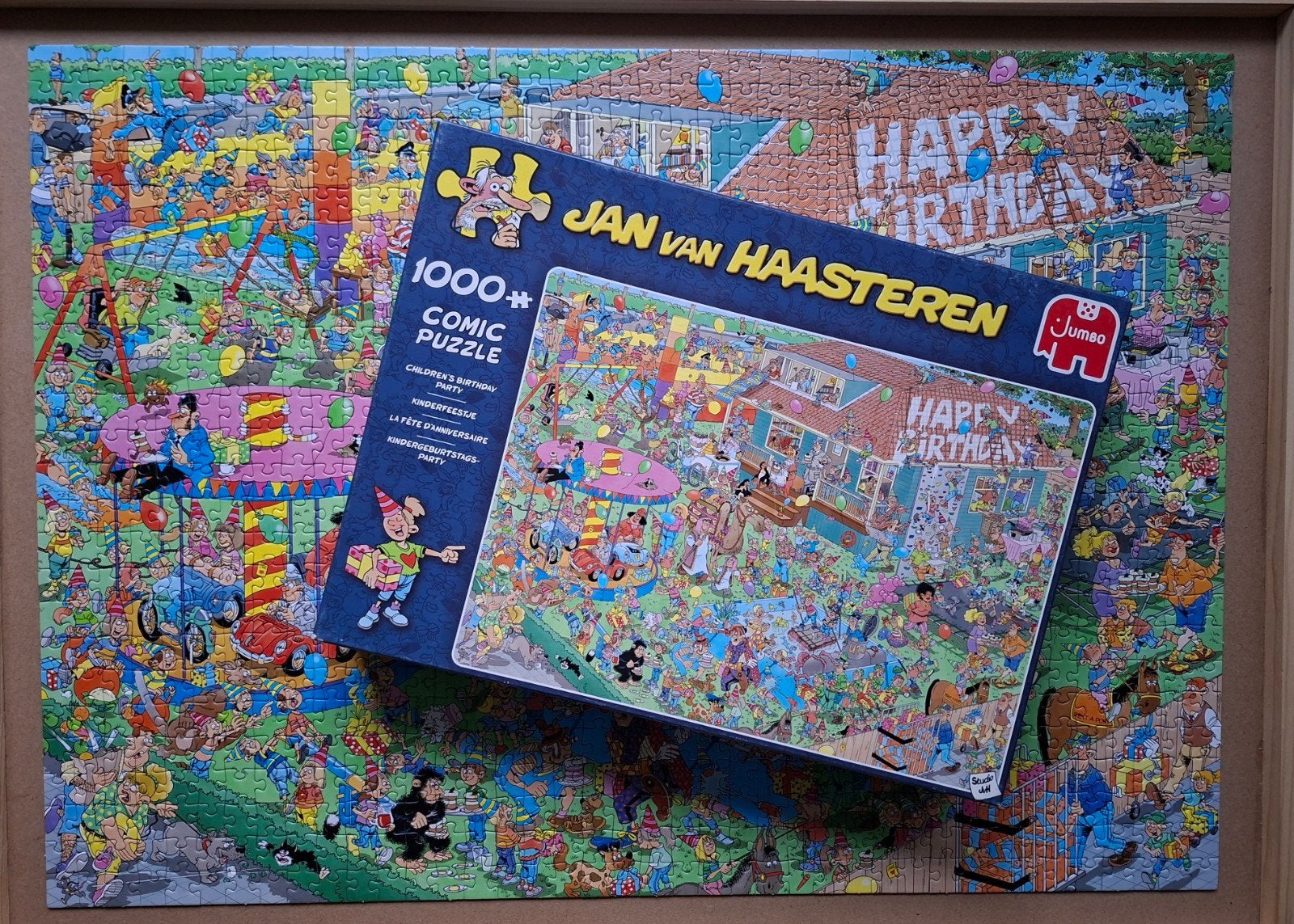Jan van Haasteren Happy Birthday, Hobby en Vrije tijd, Denksport en Puzzels, Ophalen of Verzenden, 500 t/m 1500 stukjes, Zo goed als nieuw