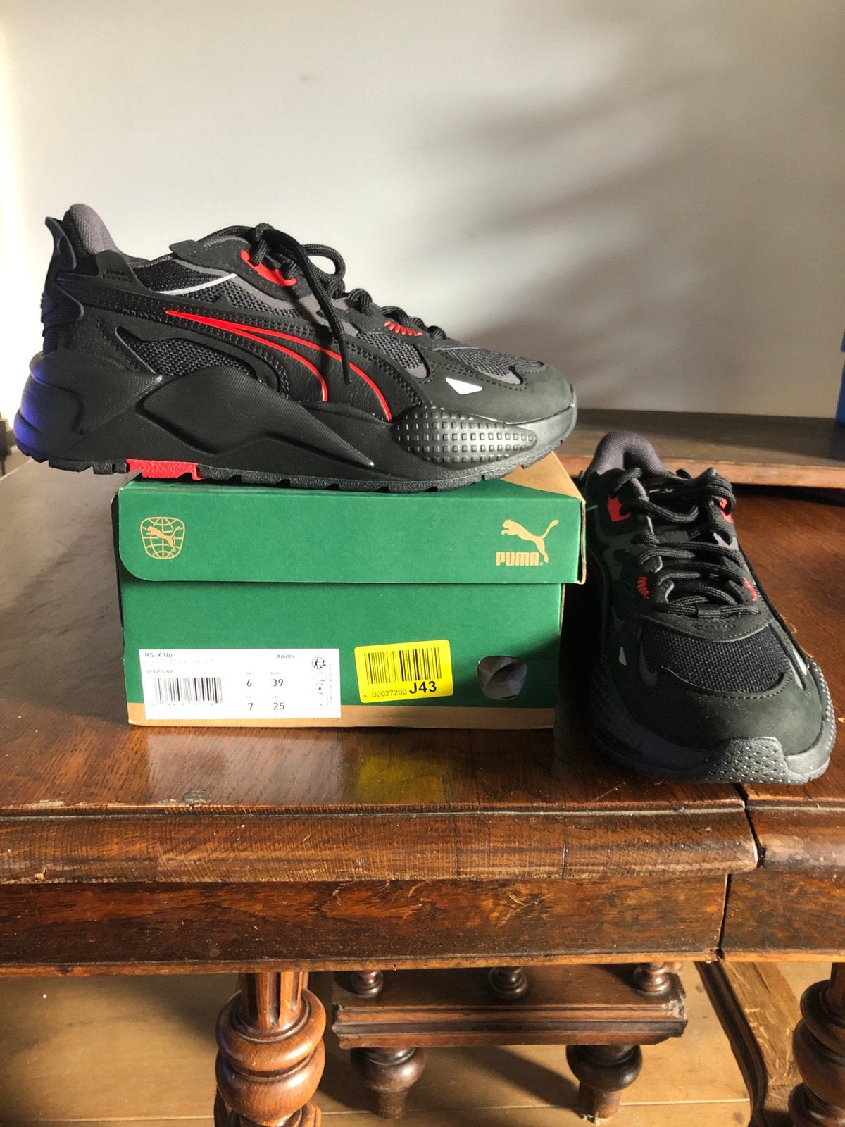 Puma RS-X3 sneakers zwart met rode accenten, maat 39, Kleding | Heren, Schoenen, Ophalen of Verzenden, Nieuw, Zwart, Sneakers of Gympen