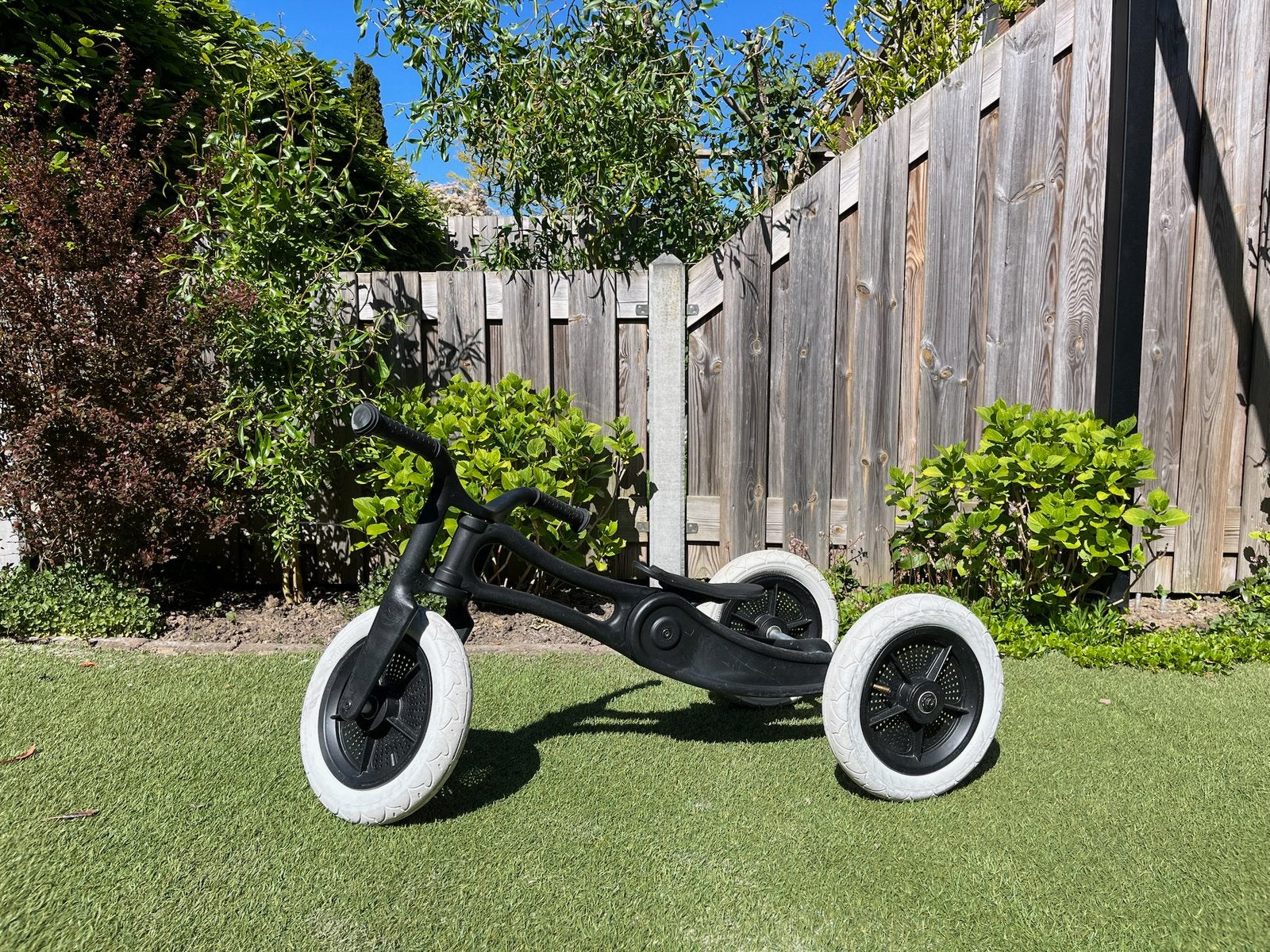 Wishbone 2 in 1 loopfiets, Kinderen en Baby's, Speelgoed | Buiten | Voertuigen en Loopfietsen, Ophalen, Gebruikt, Loopfiets