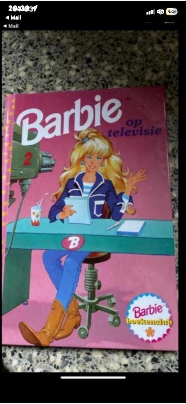 Barbie op Televisie - Spannend Avontuur met Overval, Ophalen of Verzenden, Gelezen, Fictie