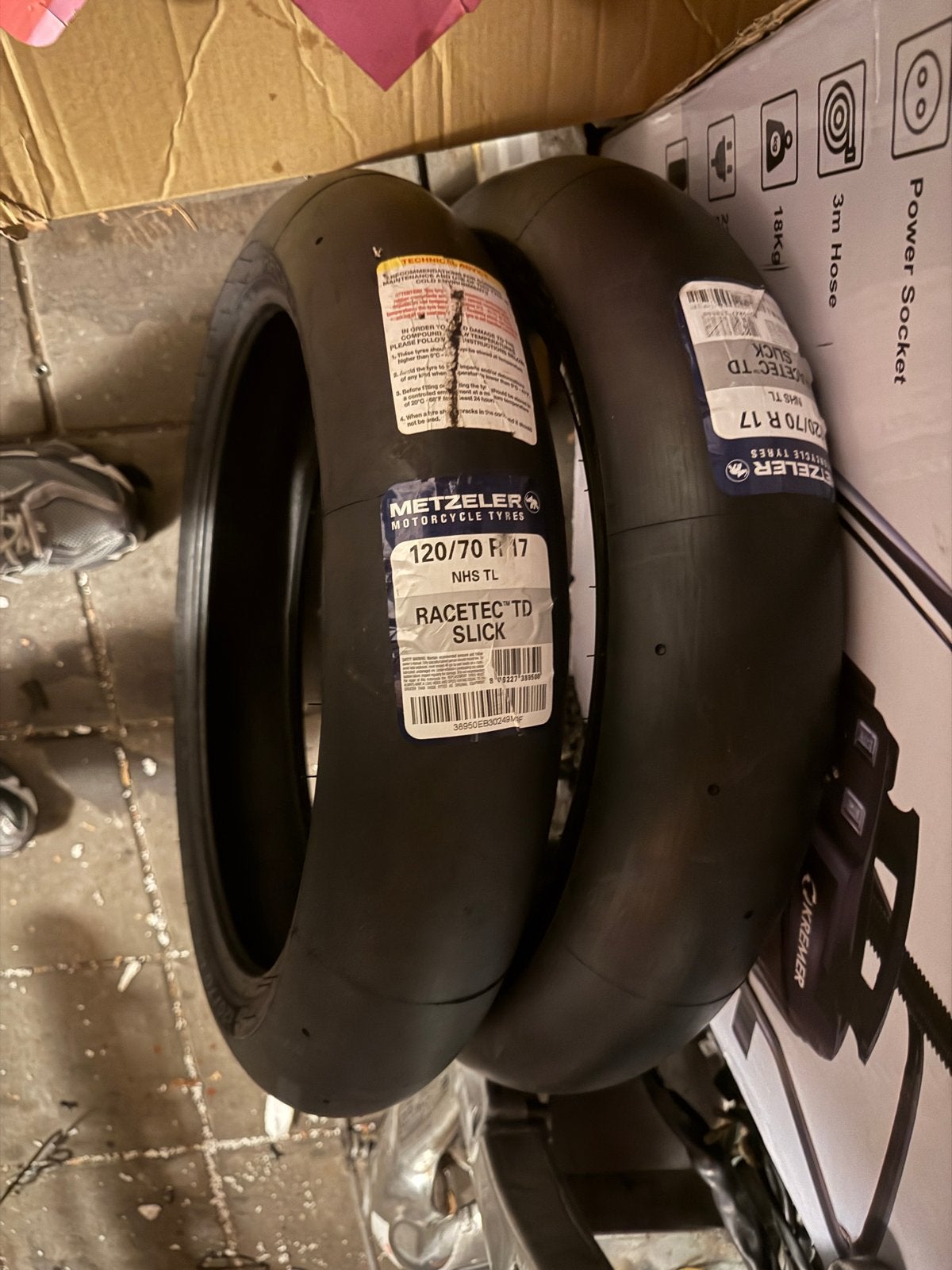 Nieuwe Metzeler TD Race Slicks 120/70/17, Ophalen of Verzenden, Nieuw