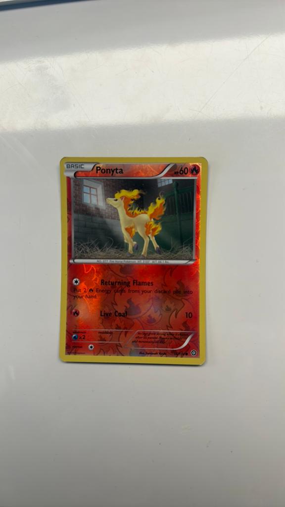 Pokémon Kaarten: Ponyta (Foil) en Trainer Switch, Ophalen of Verzenden, Gebruikt, Meerdere kaarten, Foil