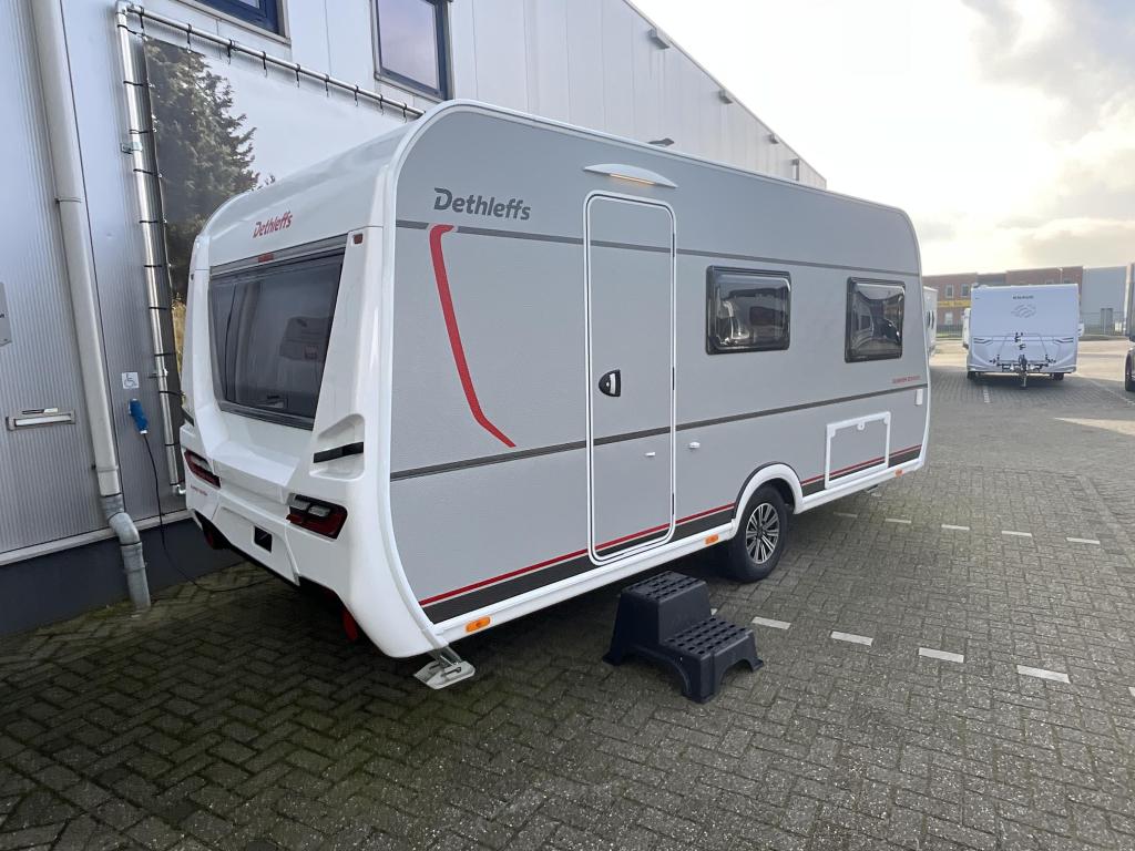 Dethleffs Summer Edition 460 EL ENKELE BEDDEN-XL KOELKAST, Caravans en Kamperen, Caravans, Standaardzit, Bedrijf, Tot en met 3