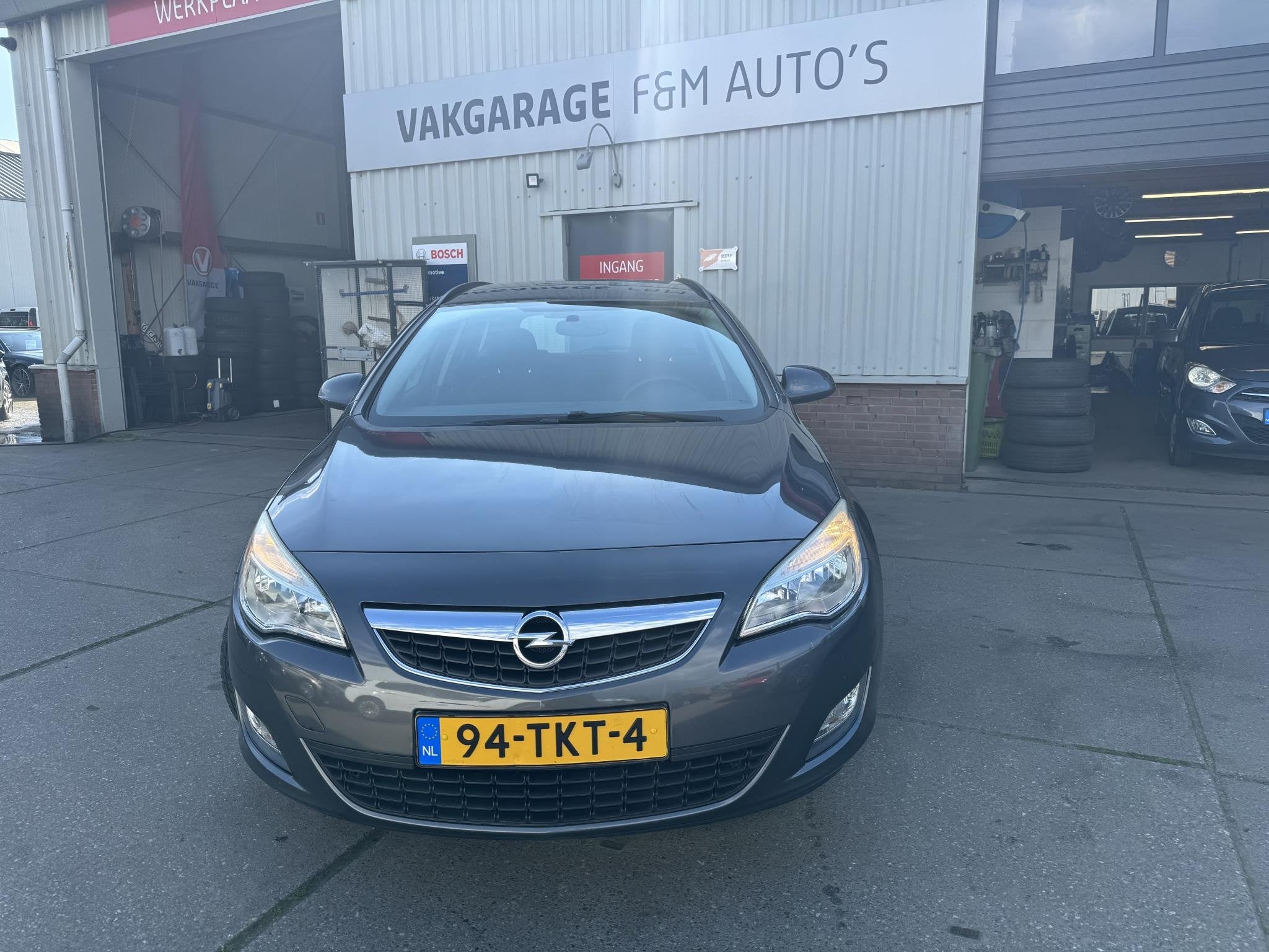 Opel Astra Sports Tourer 1.4 Business Edition airco, cruise,, Auto's, Opel, Euro 5, Gebruikt, 4 cilinders, Origineel Nederlands