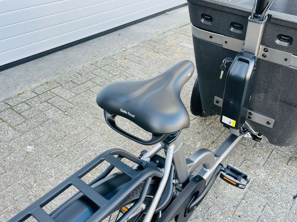 RAAKS ROVER elektrische bakfiets driewieler NIEUW! EPP BAK, Fietsen en Brommers, Fietsen | Bakfietsen, 4 kinderen of meer, Huif