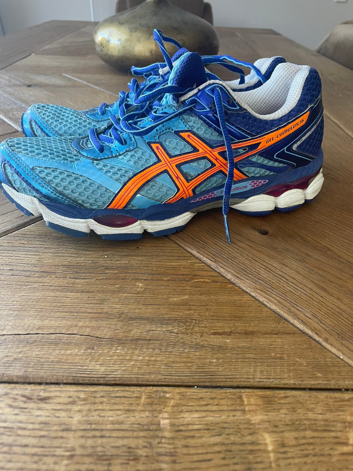 Zgan asics gel cumulus 16 hardloop sport schoenen 40, Ophalen of Verzenden, Zo goed als nieuw, Hardloopschoenen, Asics