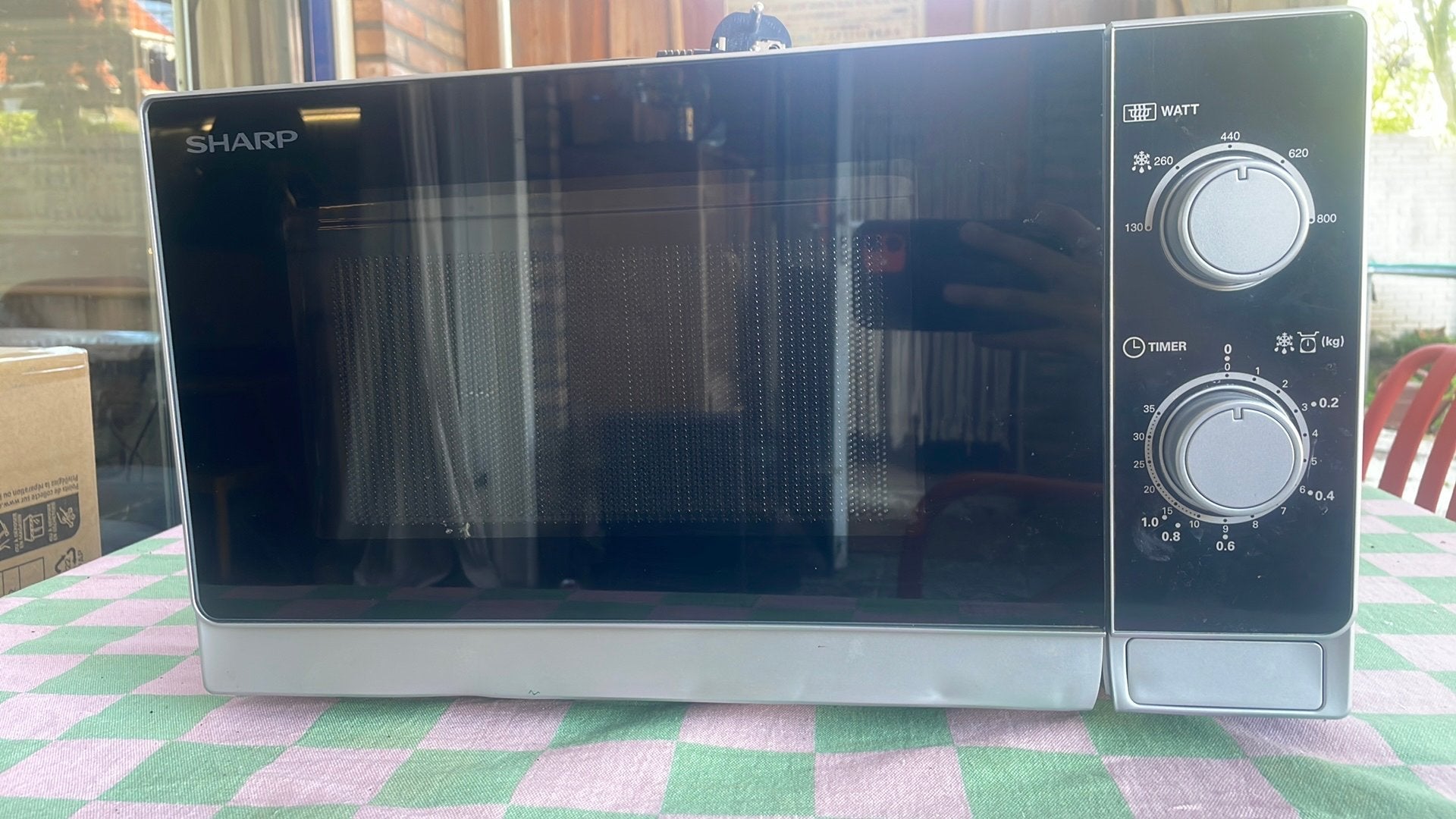 SHARP R200WW - Magnetron - 800 W - Inhoud 20 l, Ophalen, Gebruikt, Minder dan 45 cm, Magnetron