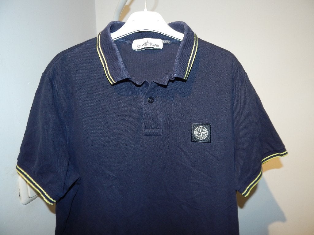 Stone Island donker blauwe polo embleem op de borst XL, Maat 56/58 (XL), Stone Island, Gedragen, Verzenden