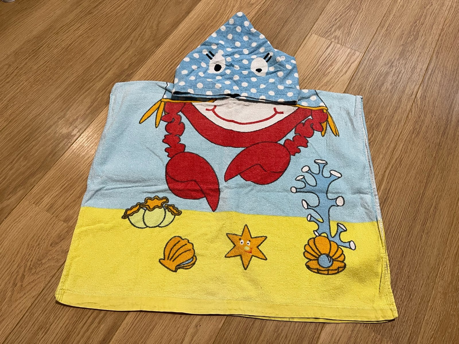Leuke kinder handdoek poncho met krab design, Ophalen of Verzenden, Gebruikt