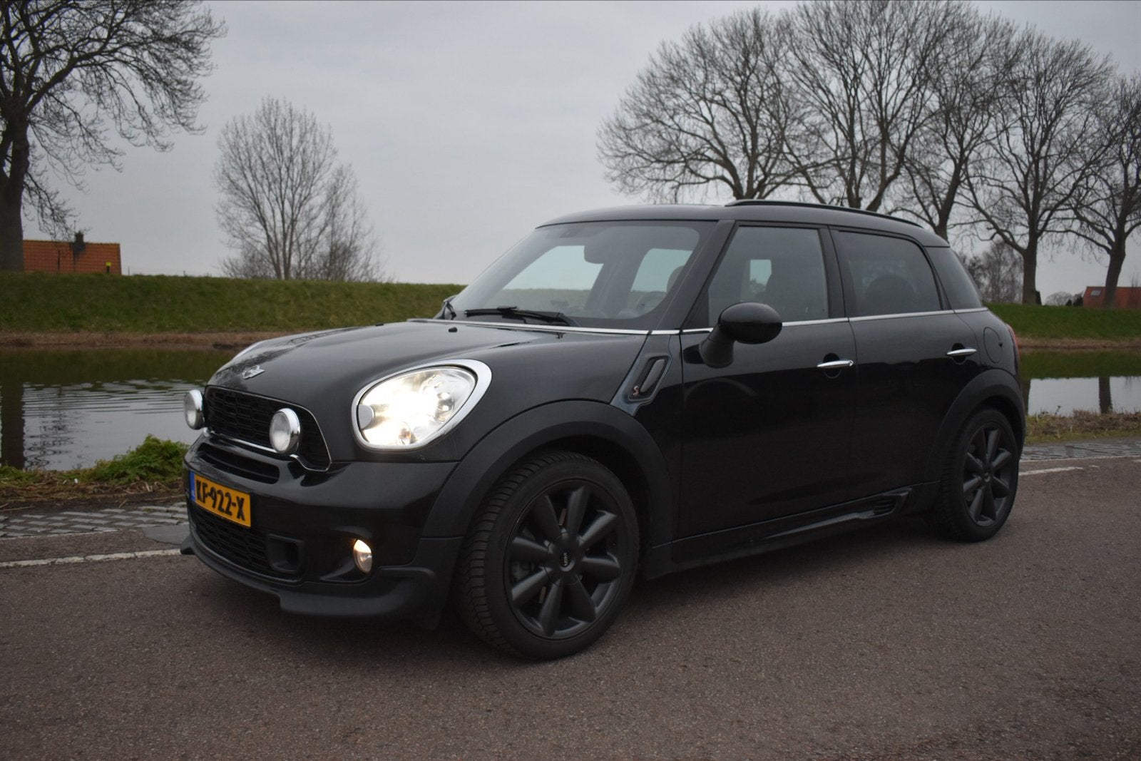 Mini Countryman 1.6 Cooper S All4 AUT 2010 Zwart, Auto's, Mini, Euro 5, 1380 kg, Zwart, 4 stoelen