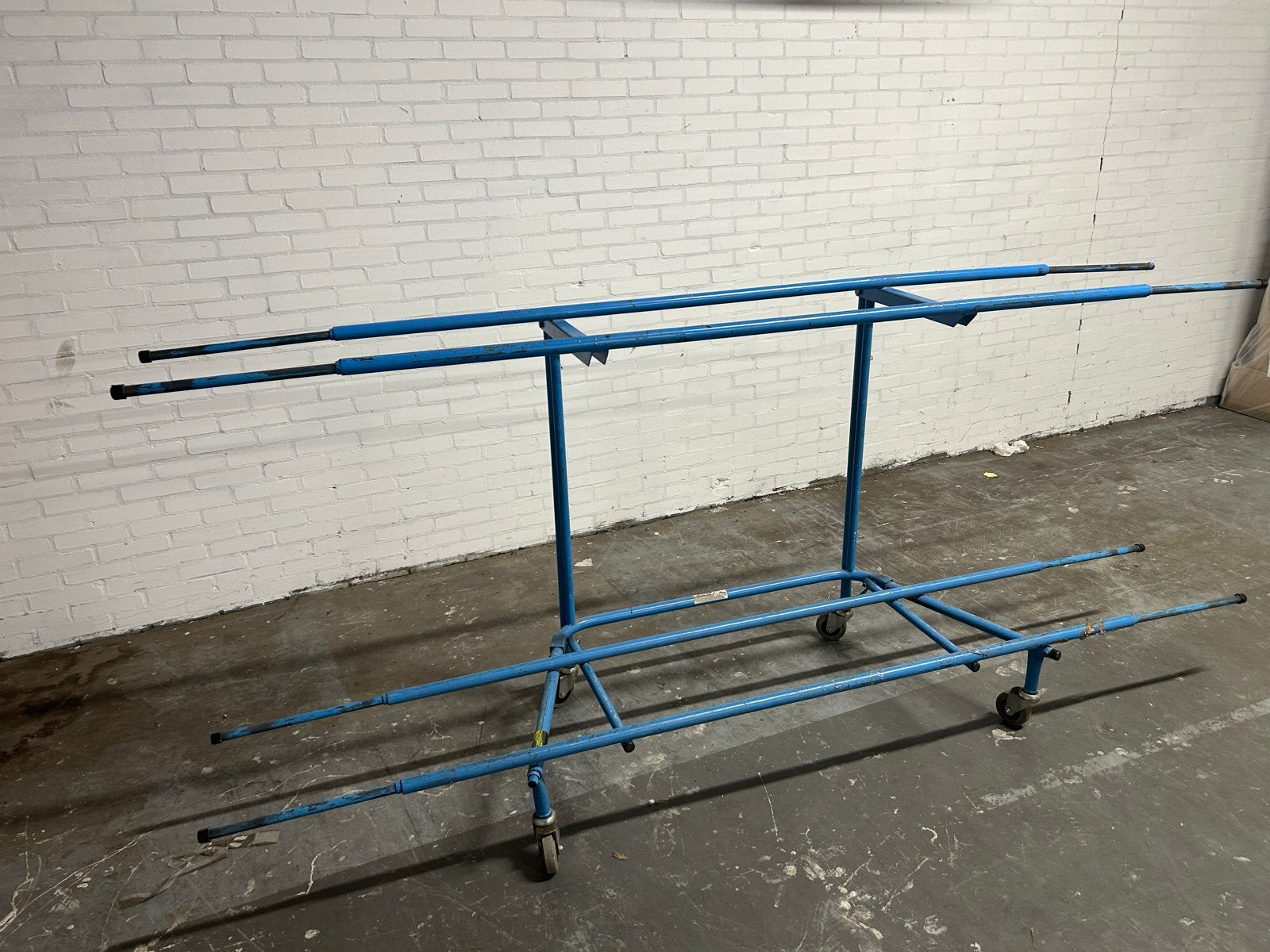 Robuuste etagewagen op wielen - Blauw, Ophalen