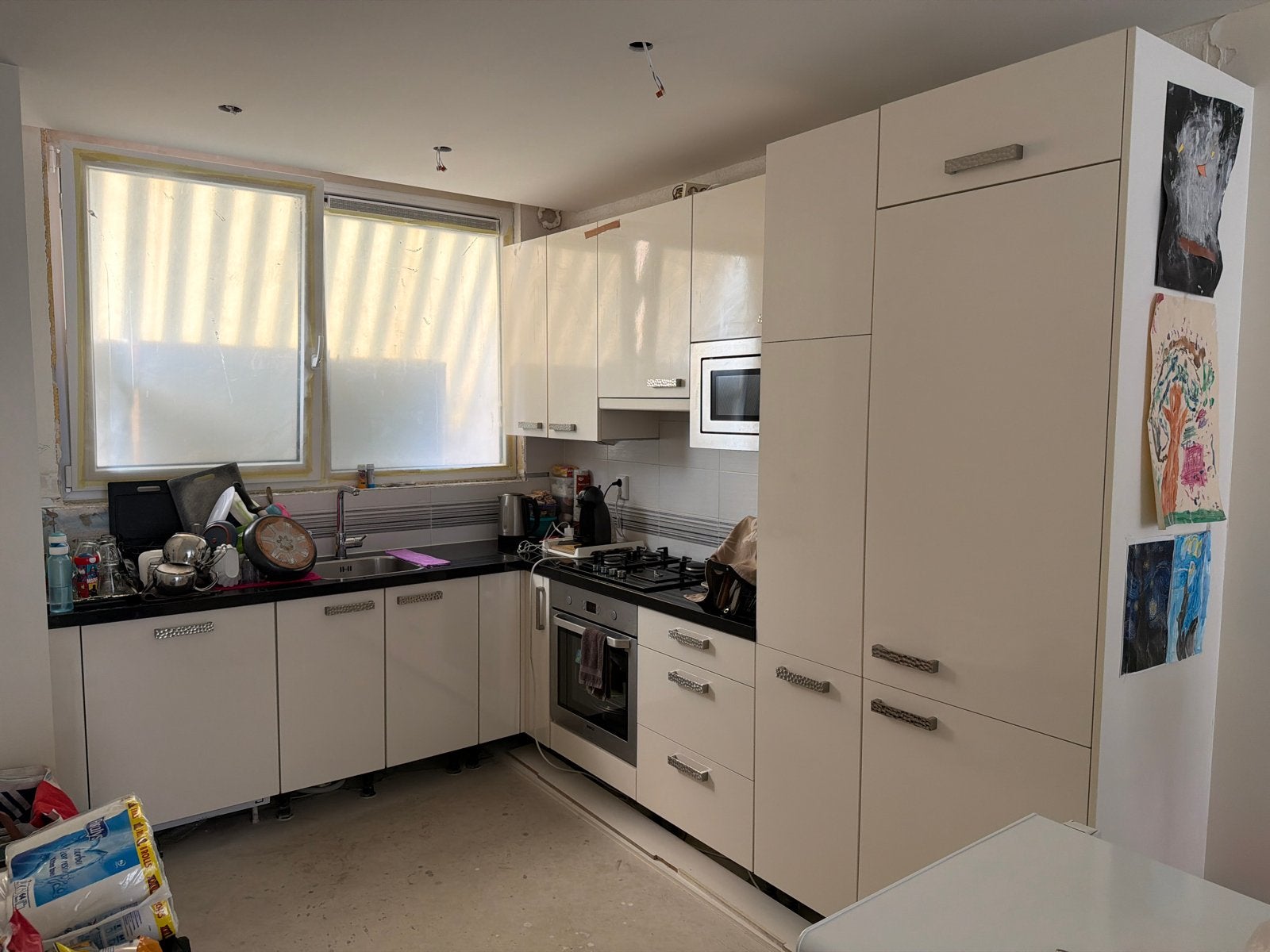 Complete Hoekkeuken met Apparatuur - Wit/Zwart, Huis en Inrichting, Ophalen, Gebruikt, Overige materialen, Wit