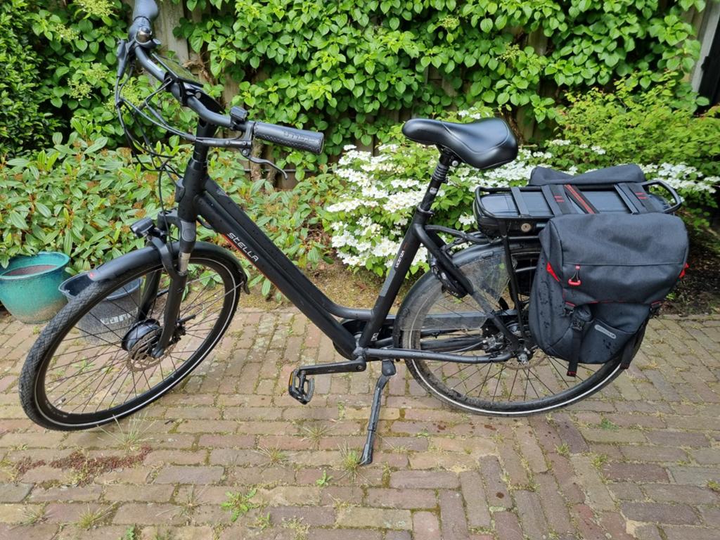 Stella Vicenza Black FDST  elektrische fiets inclusief lader, Gebruikt, 51 tot 55 cm, 50 km per accu of meer, Ophalen