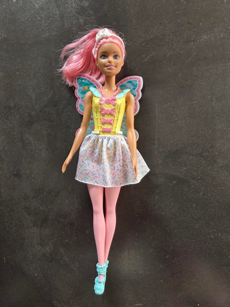 Barbie Dreamtopia snoepfee, Kinderen en Baby's, Speelgoed | Poppen, Ophalen of Verzenden, Zo goed als nieuw, Barbie