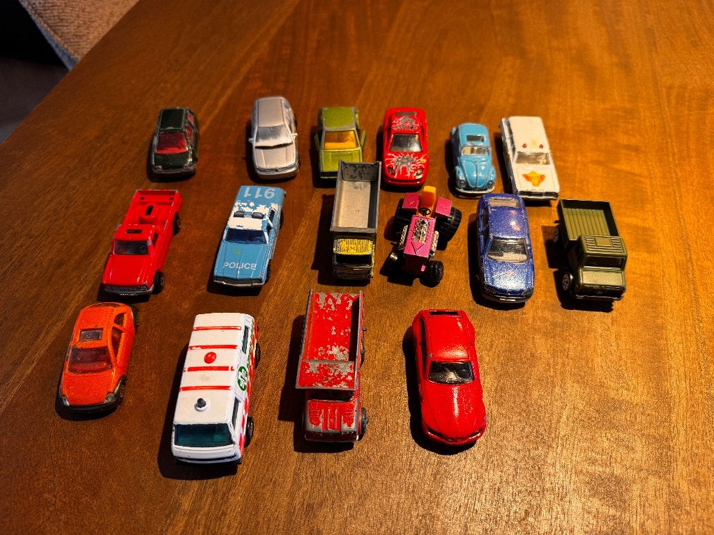 Partij 16 vintage speelgoedauto’s Matchbox Majorette, Ophalen, Gebruikt