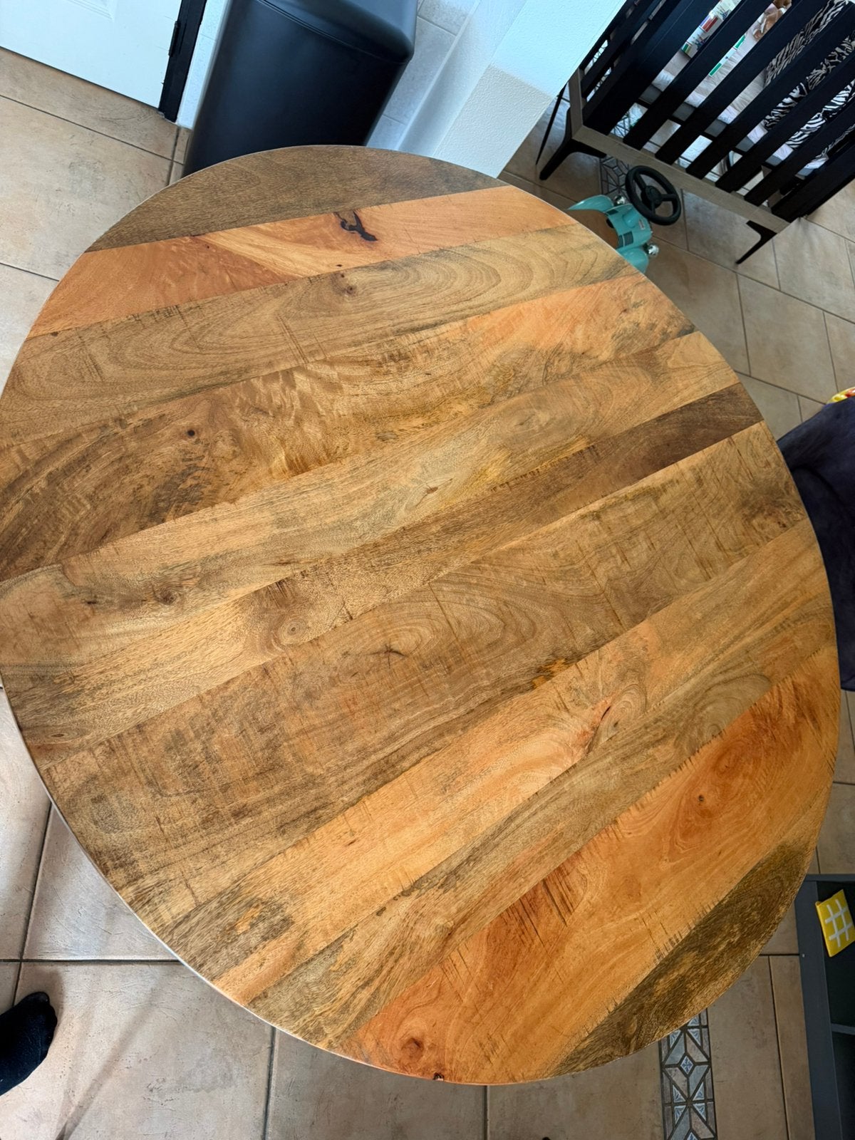 Eettafel rond mangohout, Huis en Inrichting, Tafels | Eettafels, Ophalen, 100 tot 150 cm, Rond, Zo goed als nieuw