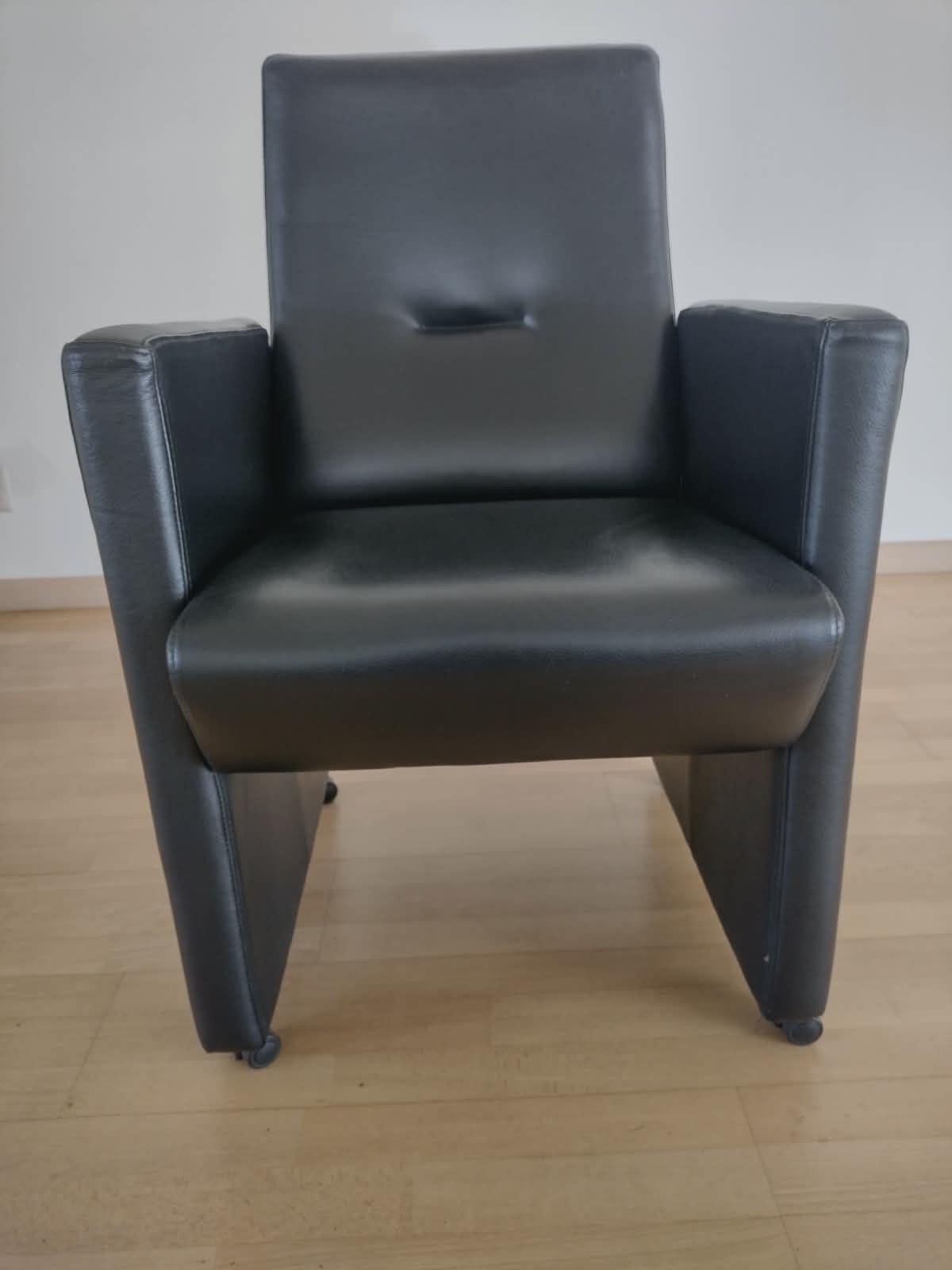 Goossens zwart lederen eetkamerstoelen 4stuks, Ophalen, Zwart, Leer, Zo goed als nieuw