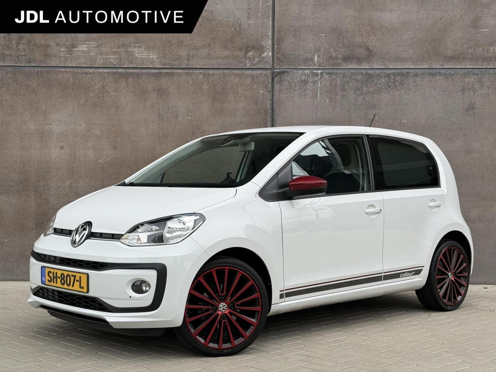 Volkswagen Up! 1.0 BMT high up! Camera | Beats Audio | DAB+, Voorwielaandrijving, Stof, Gebruikt, Met garantie (alle)
