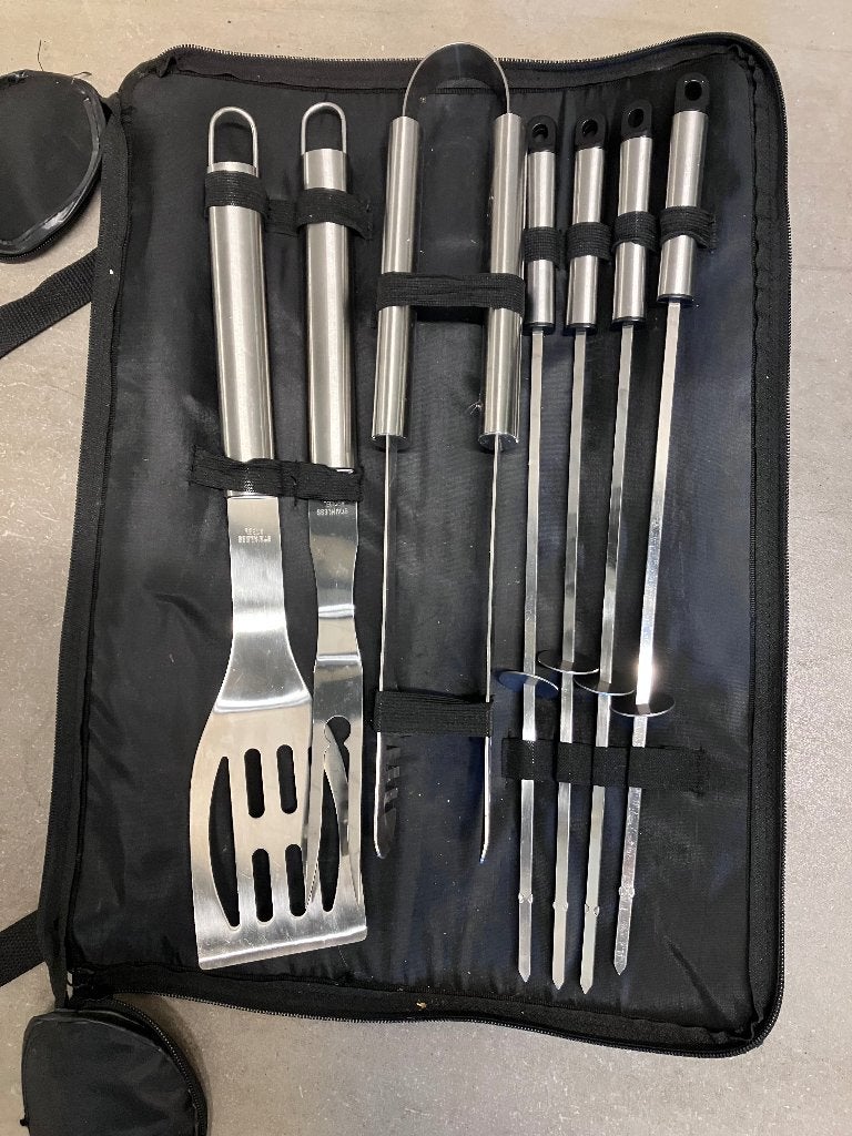 BBQ set (7-delig), Ophalen, Zo goed als nieuw, Onbekend