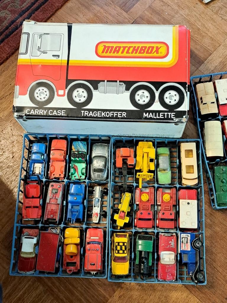 Matchbox Draagkoffer met 30+ Auto's, Ophalen of Verzenden