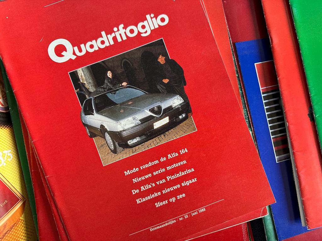 Alles over Alfa Romeo, boeken en overige, Alfa Romeo, Diverse auteurs, Ophalen of Verzenden, Zo goed als nieuw