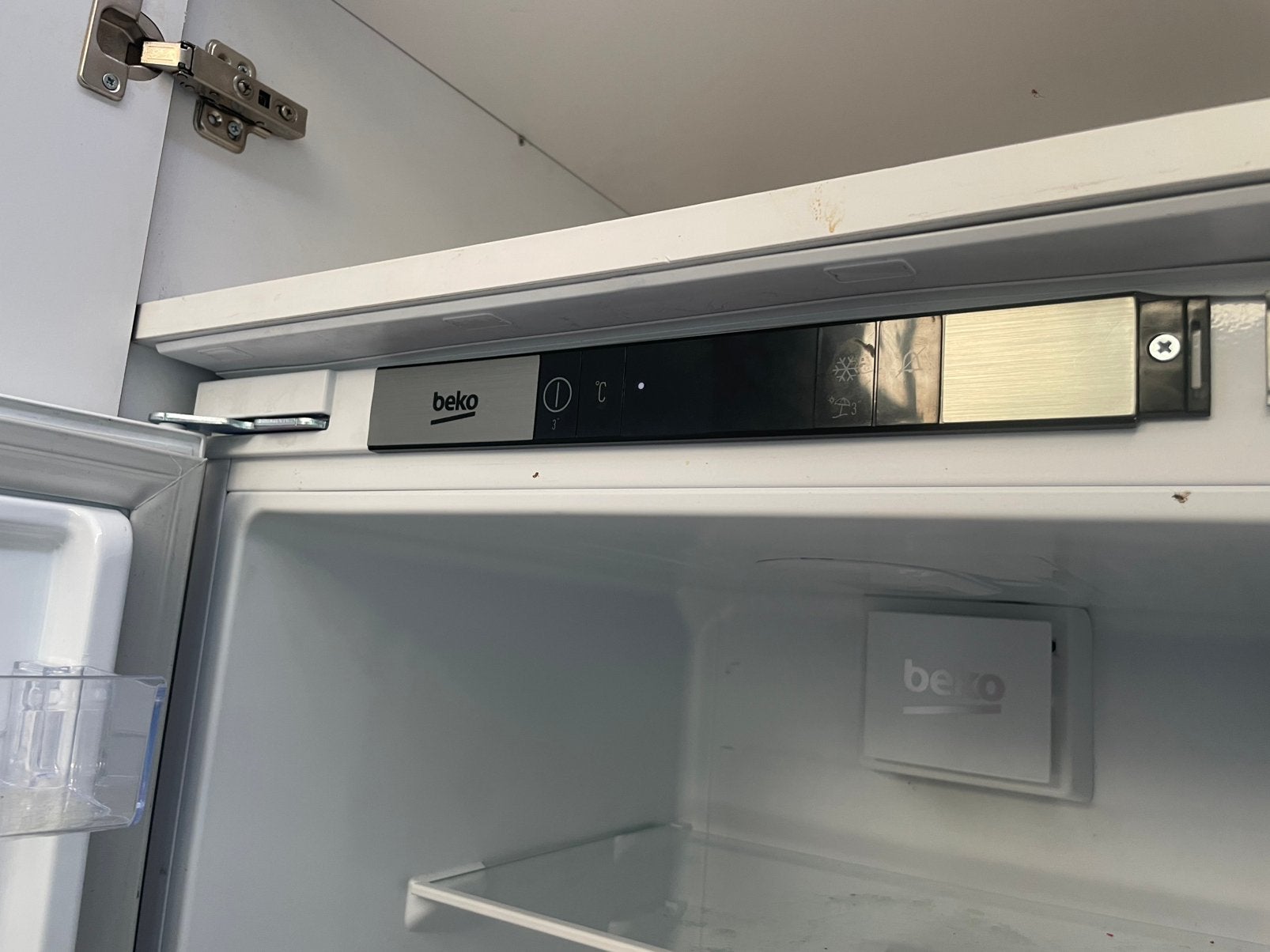 Te koop inbouw koelkast Beko, 200 liter of meer, Ophalen, Zo goed als nieuw, Zonder vriesvak