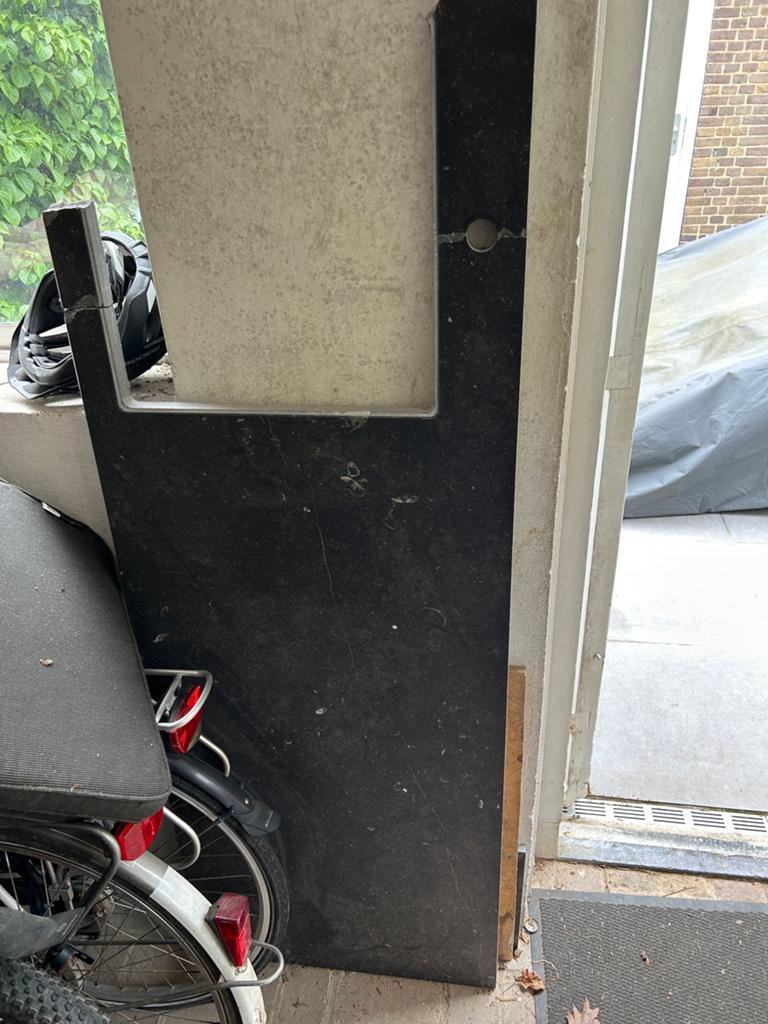 Gratis, belgisch hardsteen aanrecht keukenblad., Huis en Inrichting, Keuken | Keukenelementen, Ophalen, 100 tot 150 cm, 50 tot 100 cm