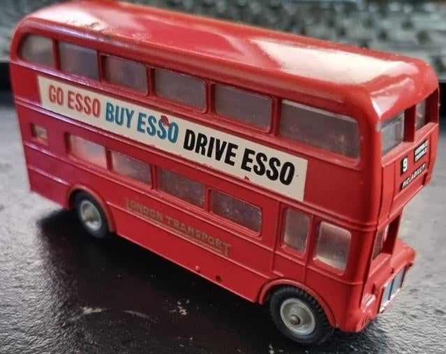 Budgie A.E.C. Routermaster 64 seater Esso, Ophalen of Verzenden, Gebruikt, Bus of Vrachtwagen