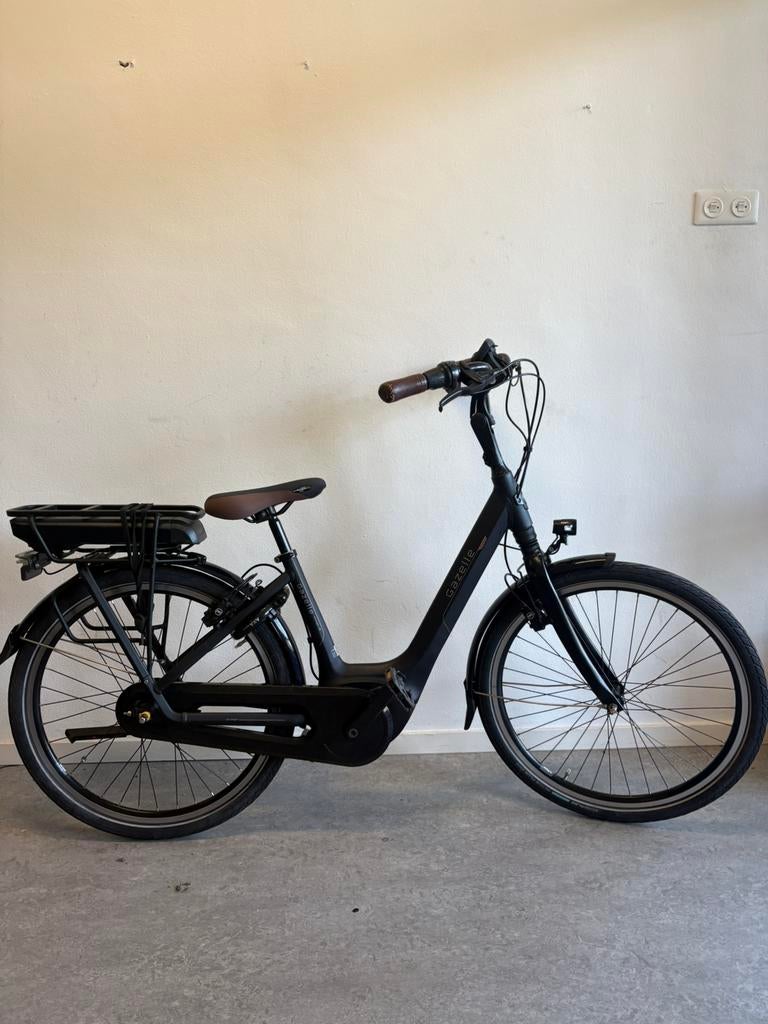 Gazelle Orange C8 Bosch active line Nieuwstaat  26” weg=weg, Ophalen of Verzenden, Zo goed als nieuw, Gazelle