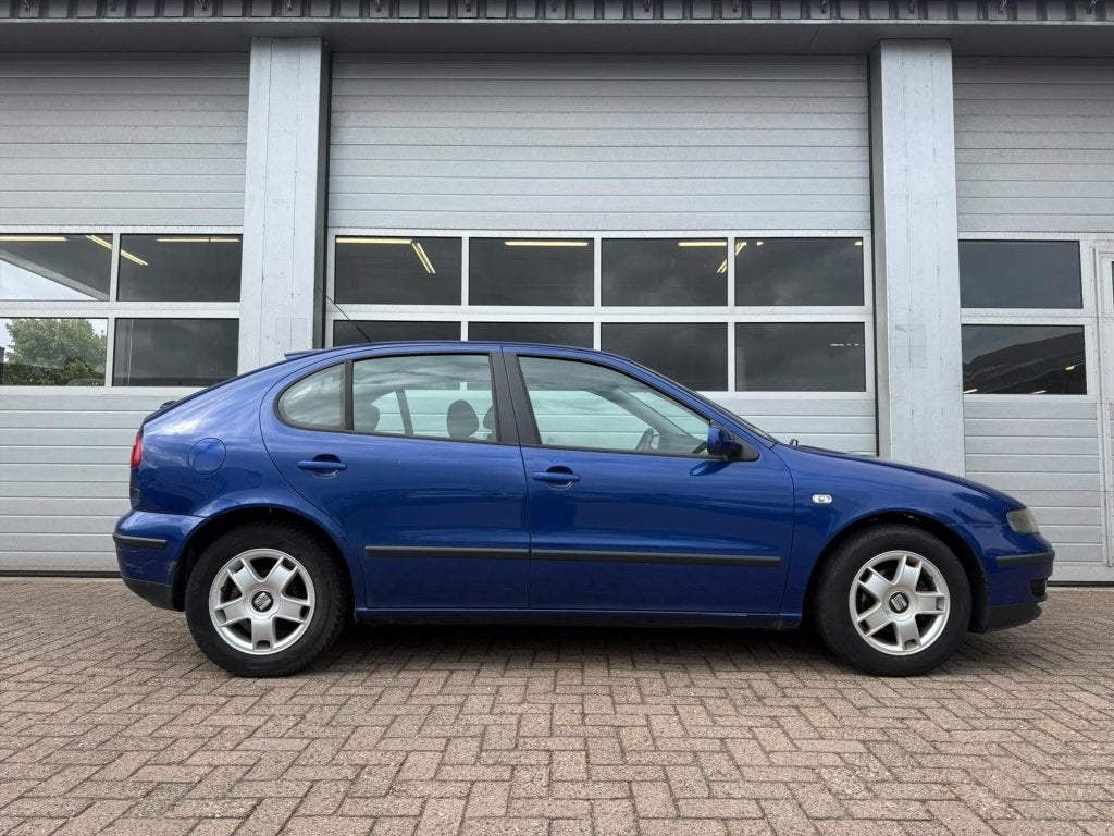 SEAT Leon 1.6 16V 77KW | Achteras defect | GEEN APK, foto 3