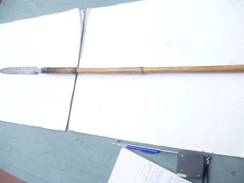 Speer met stuk Bamboe? zwaar metalen Speerpunt 25cm zichtbaa, Ophalen of Verzenden, Overige soorten, Azië