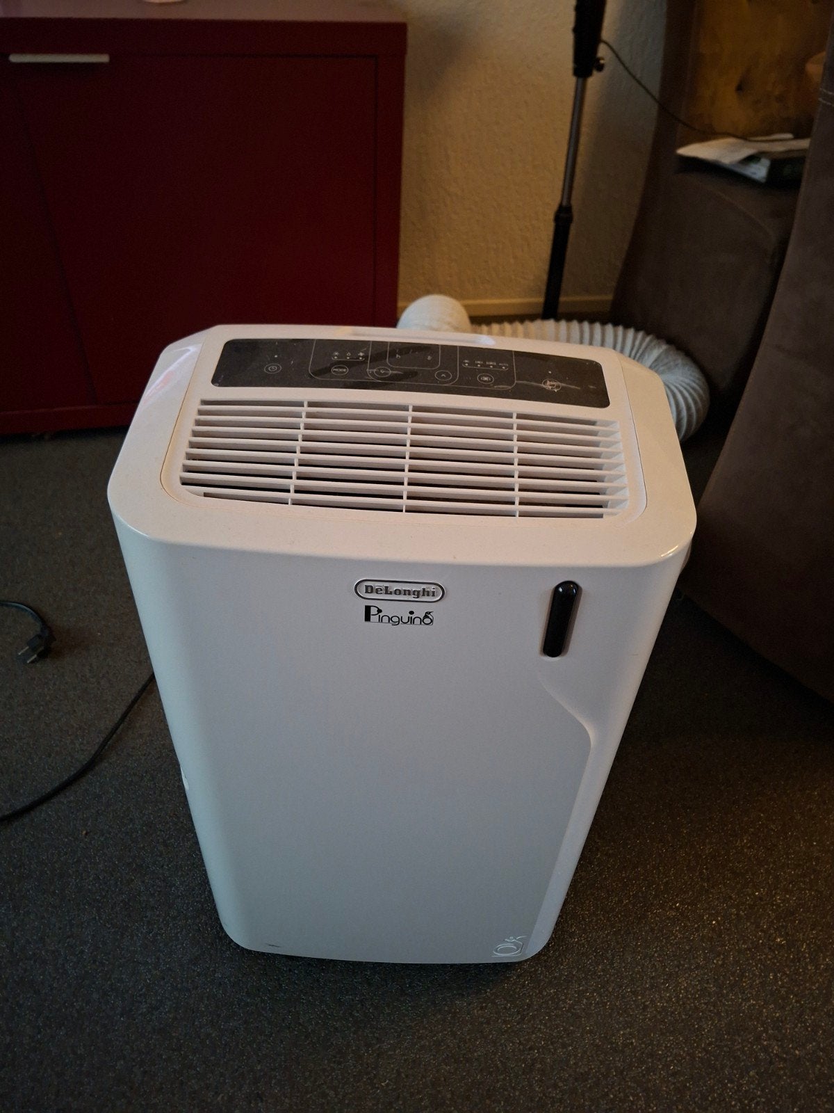 Delonghi Mobiele Airco PAC EM82 Koelen & Ontvochti, Ophalen, Gebruikt, Minder dan 60 m³, 3 snelheden of meer