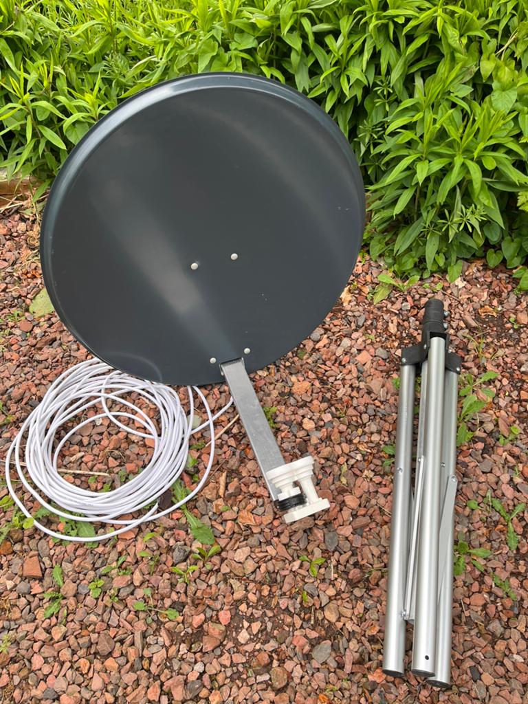 Schotelantenne compleet met ontvanger en statief, Ophalen of Verzenden, Zo goed als nieuw, Overige merken