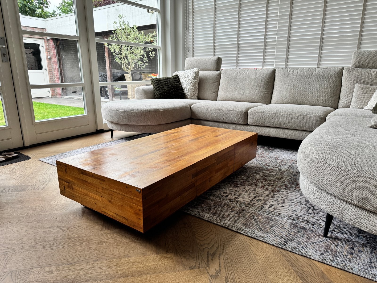 Eleonora Don salontafel 140x70 massief hout met lade, Ophalen, Gebruikt, 100 tot 150 cm, 50 tot 100 cm