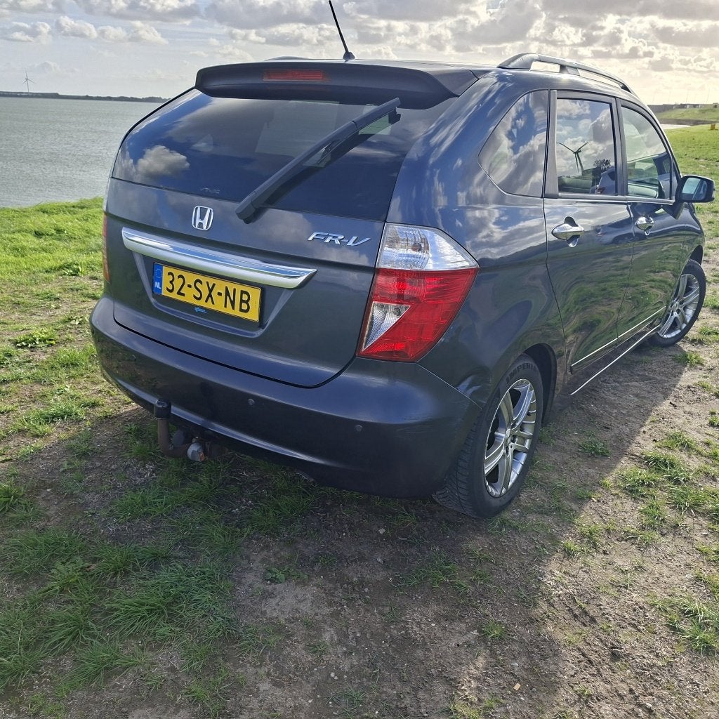 Honda FR-V 1.7 I 2006 Grijs, Auto's, FR-V, Origineel Nederlands, 75 €/maand, Handgeschakeld