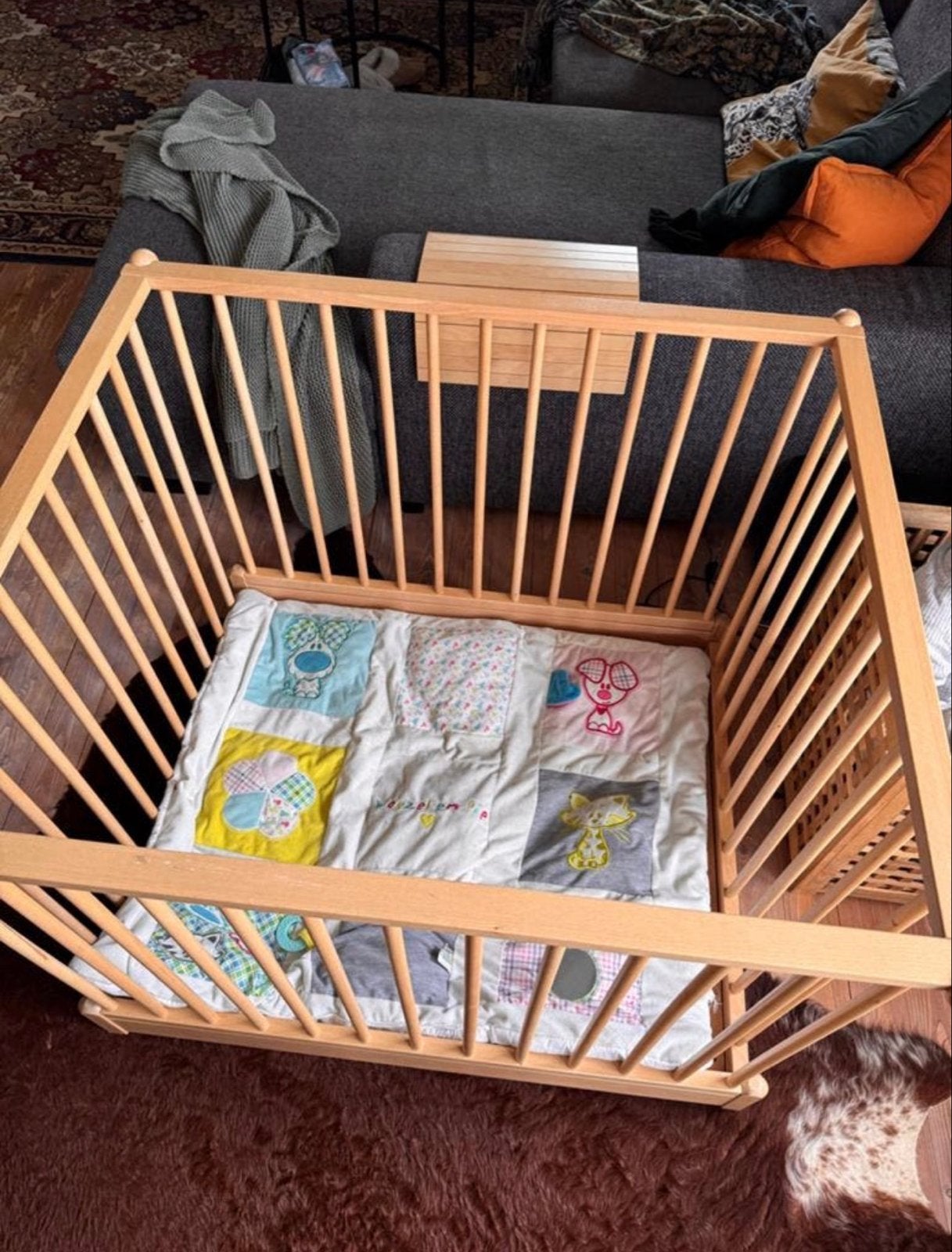 In hoogte verstelbare houten box, Ophalen, Gebruikt, Vierkant, In hoogte verstelbaar