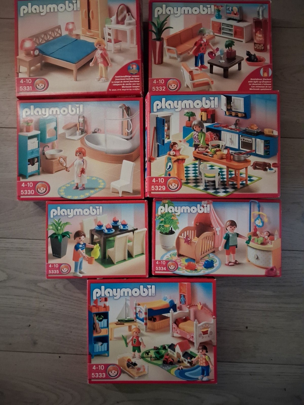 Foto 2 van Grote Playmobil collectie met poppenhuis en diverse sets