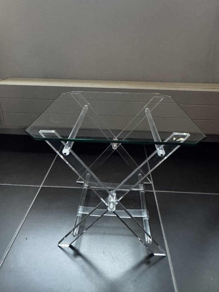 Bijzettafeltje van plexiglas met glazen blad, Huis en Inrichting, Tafels | Bijzettafels, Overige materialen, Minder dan 55 cm