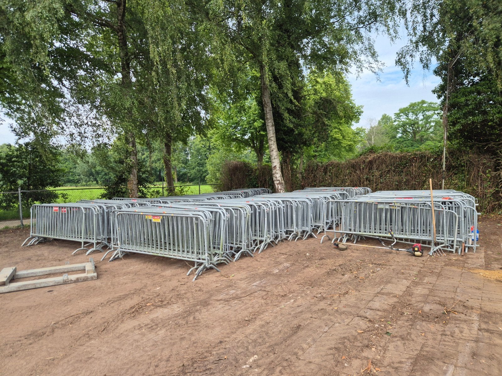 Dranghekken 305 stuks €15 INCL BTW per stuk Lichte schade, Tuin en Terras, Tuinhekken en Hekwerk, Ophalen, Gebruikt, IJzer, Overige typen