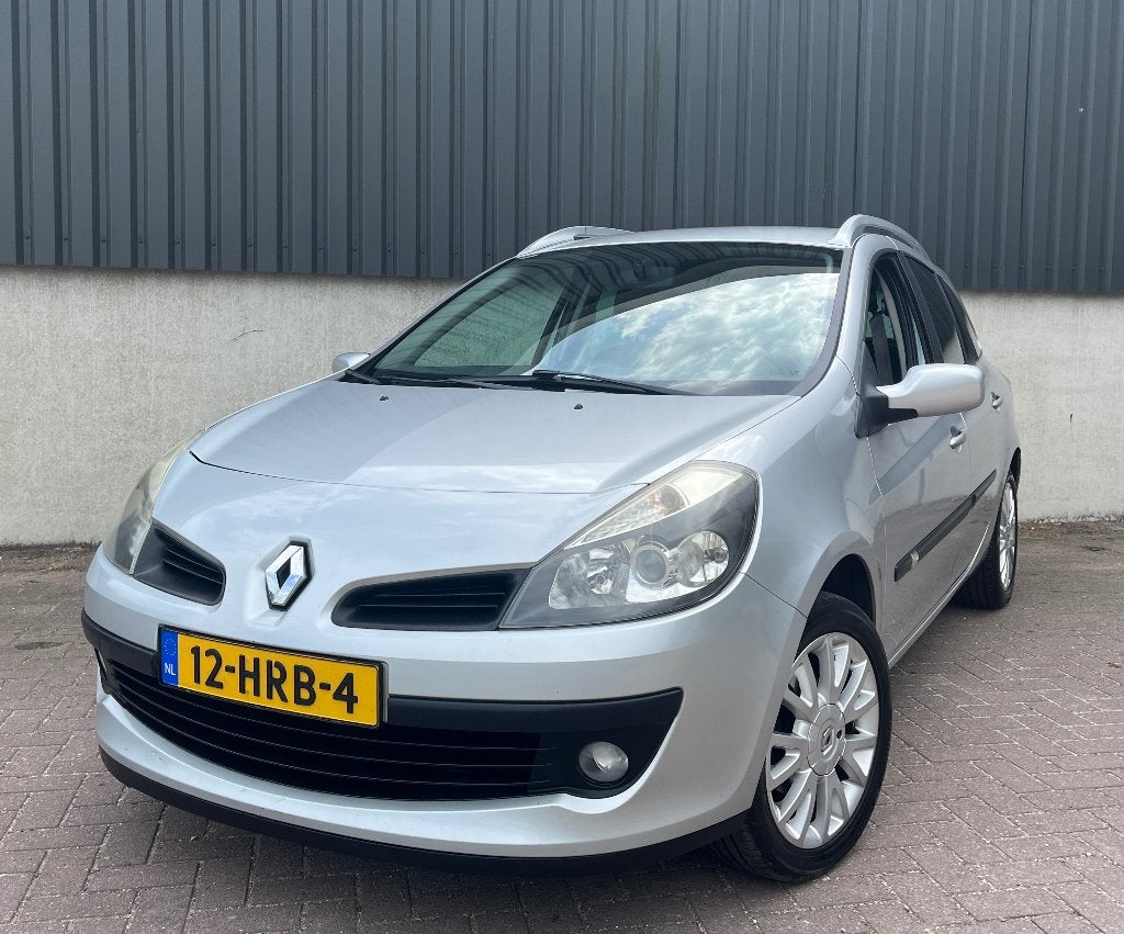 Renault Clio Estate 2009 | Airco | Apk 2027 | Trekhaak, Voorwielaandrijving, 1145 kg, Zwart, 4 cilinders