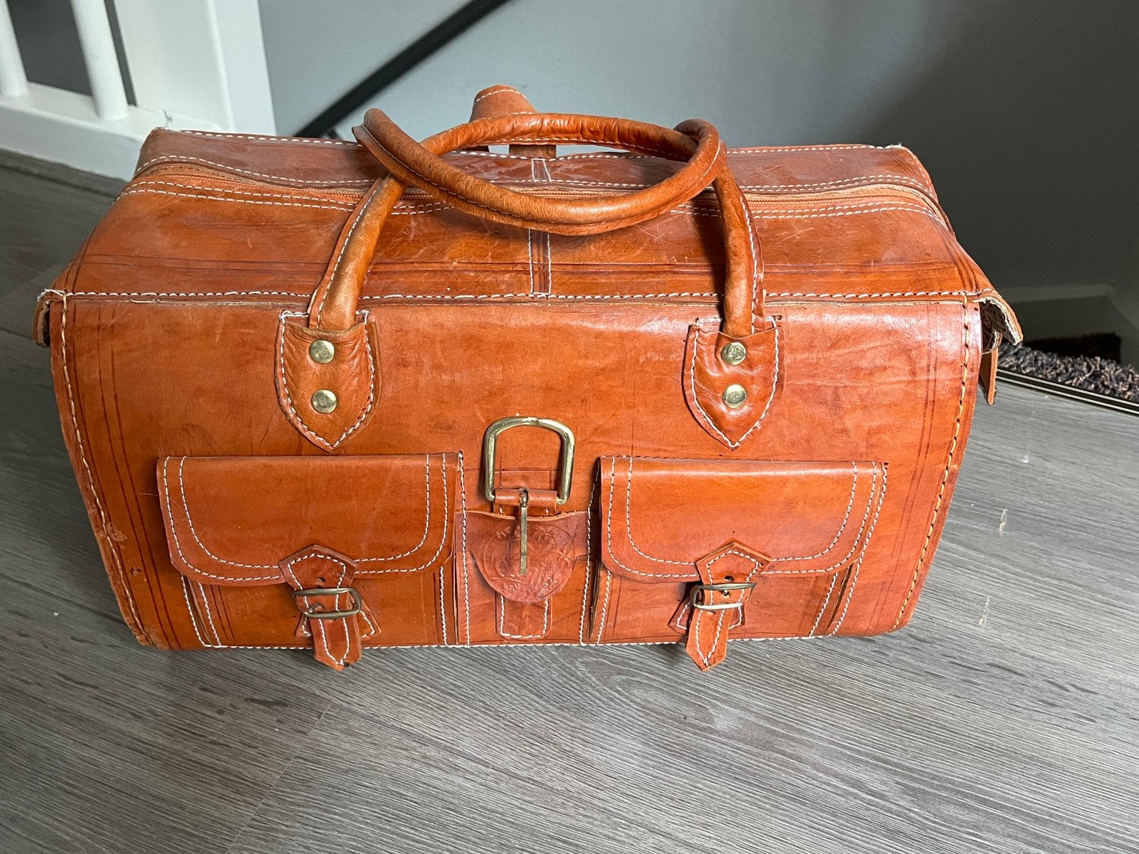leren Marokkaanse duffelbag in nieuwstaat, Sieraden, Tassen en Uiterlijk, Ophalen, Zo goed als nieuw, Bruin, Overige typen