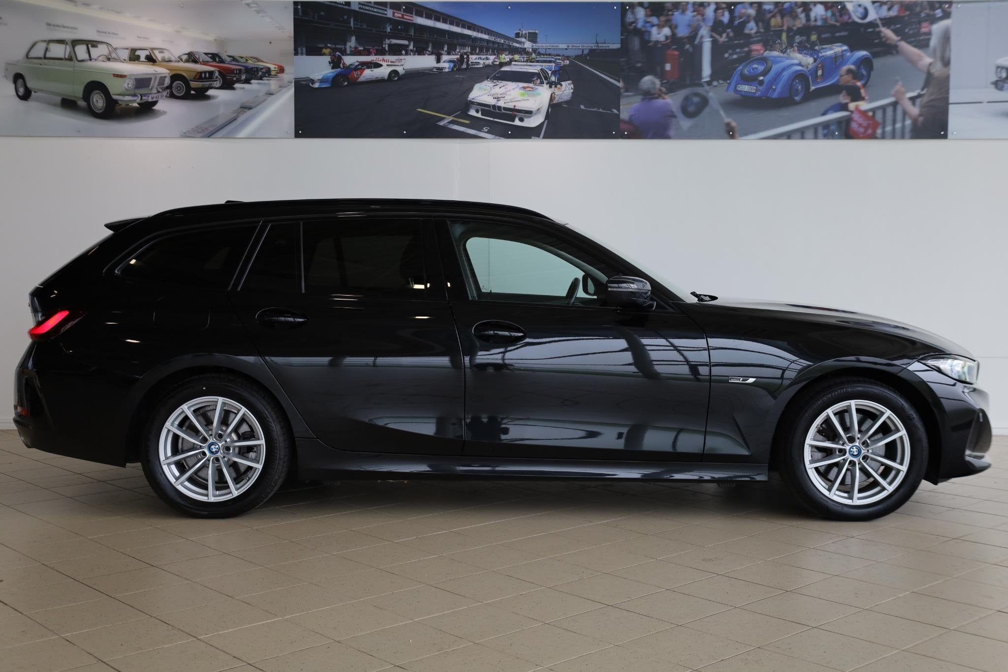 BMW 3 Serie Touring 320e | Sportstoelen | Stoelverwarming |, Auto's, BMW, 1998 cc, Gebruikt, 4 cilinders, Met garantie (alle)