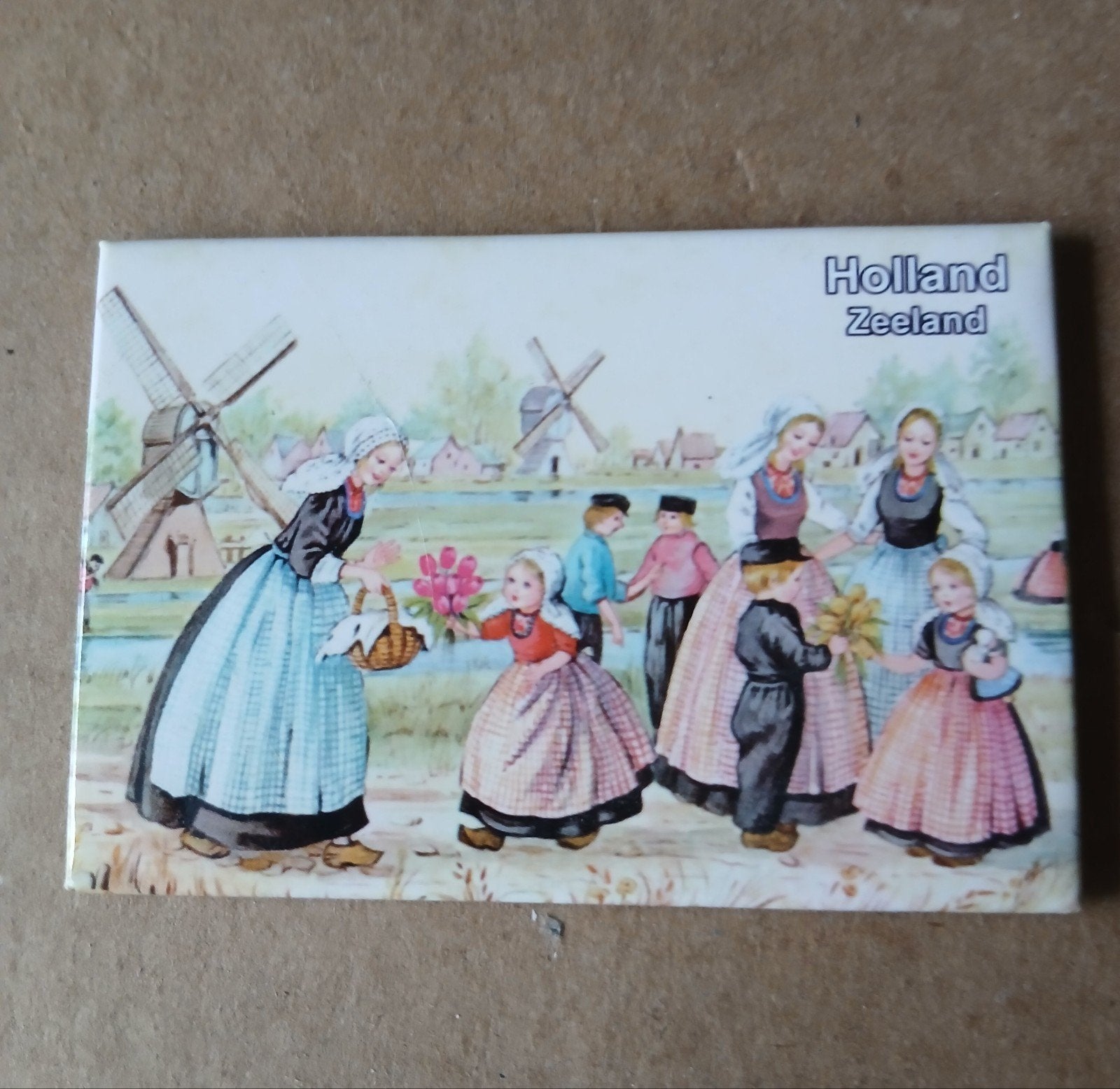 Holland Zeeland Souvenir Magneet - Traditionele Klederdracht, Ophalen of Verzenden, Gebruikt