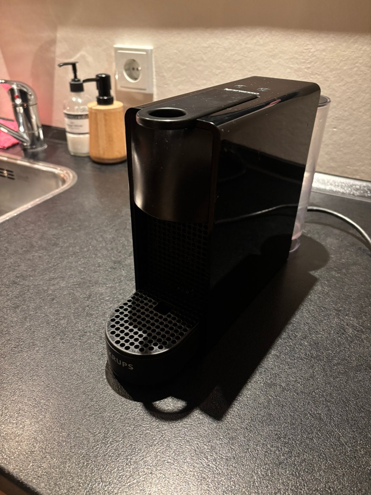 Krups Nespresso zwart, Ophalen of Verzenden, Zo goed als nieuw, Espresso apparaat