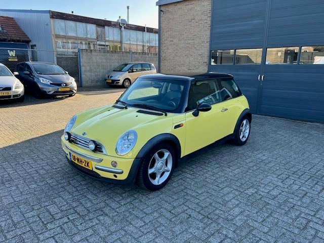Mini Mini 1.6 Cooper Chili, Voorwielaandrijving, 15 km/l, Gebruikt, Zwart