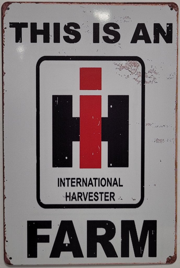 This is an International Harvester reclamebord van metaal