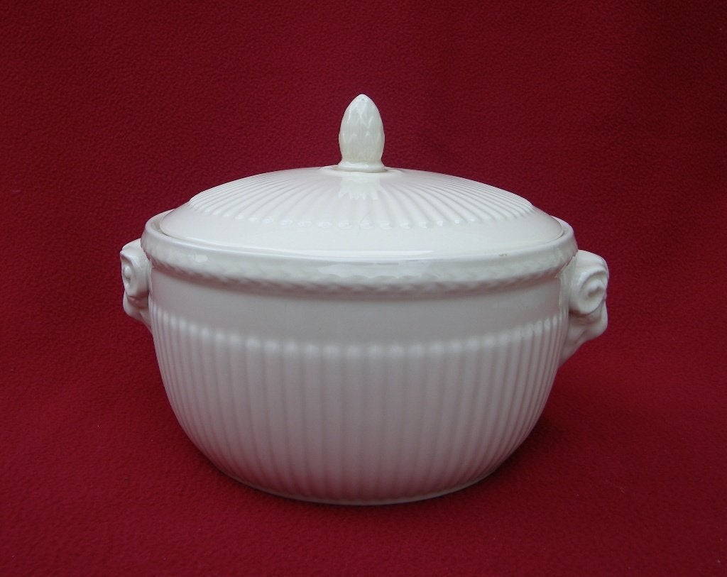Wedgwood EDME COOKWARE  Puntgave oven dekschaal, Ophalen of Verzenden, Schaal of Schalen, Zo goed als nieuw, Wedgwood
