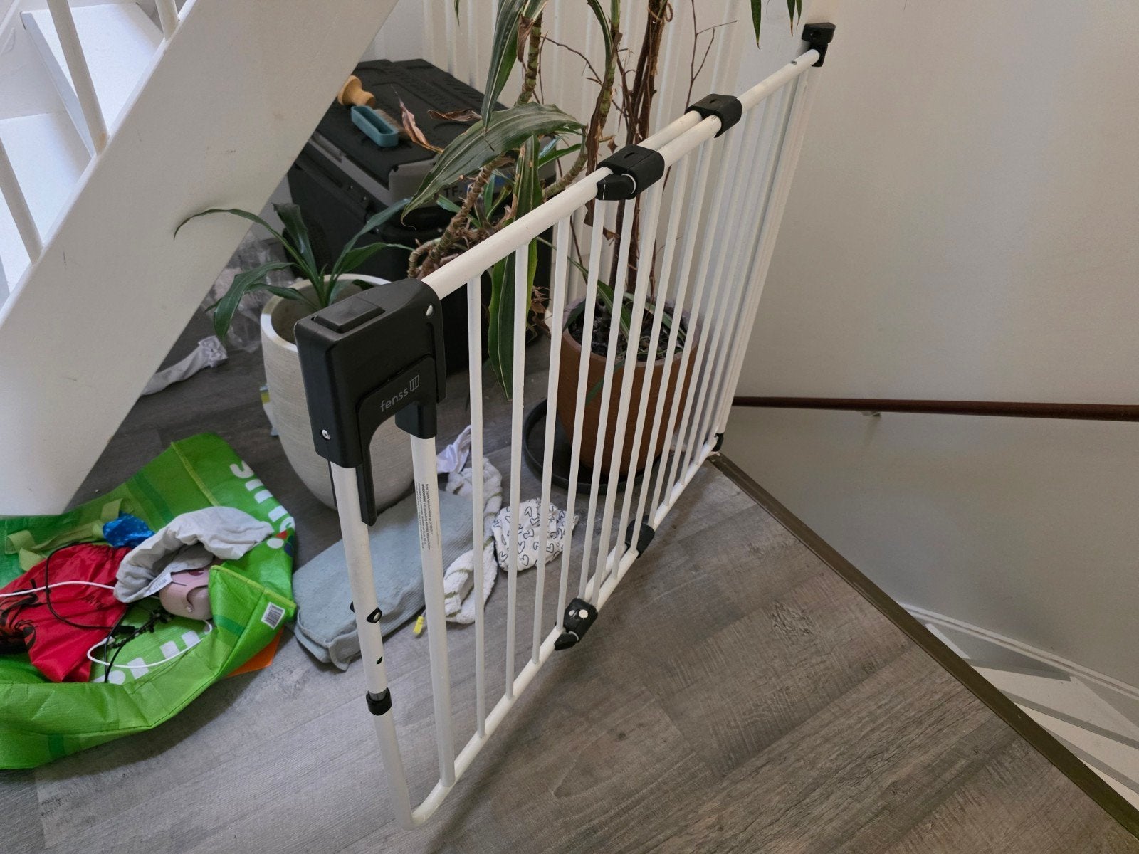 Fenss SafetyDoor Traphekjes (2x wit) + opvouwbaar hekje, Ophalen, Gebruikt, Metaal of IJzer, Schroefhekje