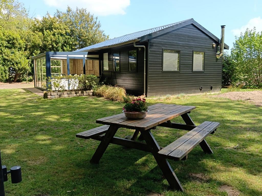 Boshuis - Natuurhuis - Vakantiehuis op Prive Terrein TEHUUR, In bos, 2 slaapkamers, Overijssel, Landelijk