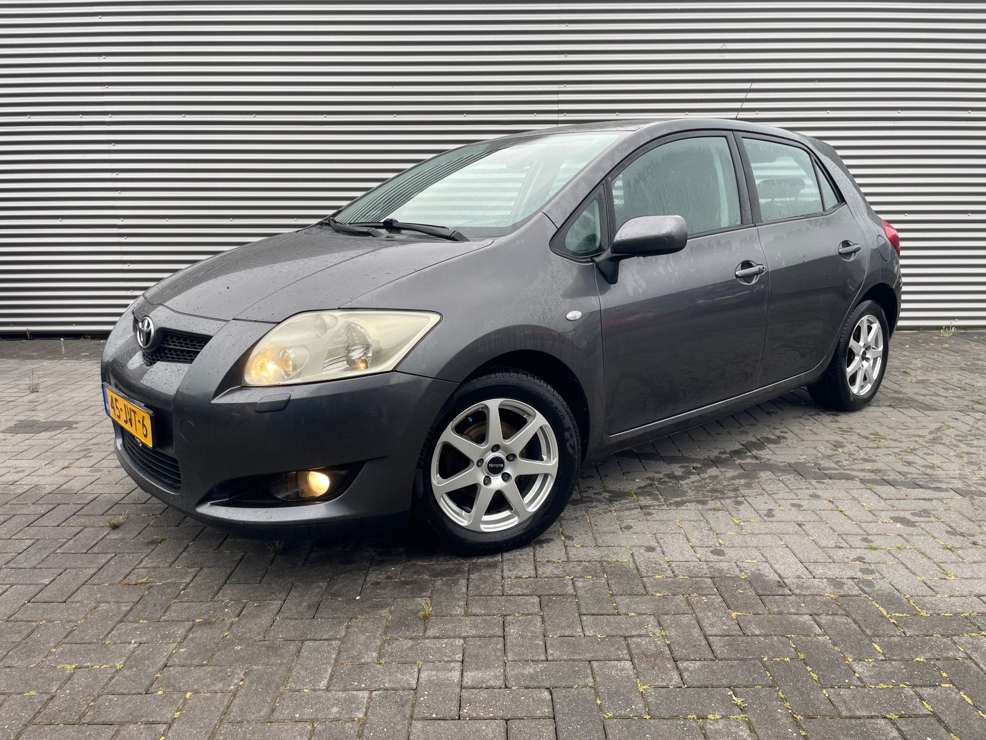 Toyota Auris 1.6-16V Executive AUTOMAAT bouwjaar 2008, Gebruikt, Zwart, 4 cilinders, 14 km/l